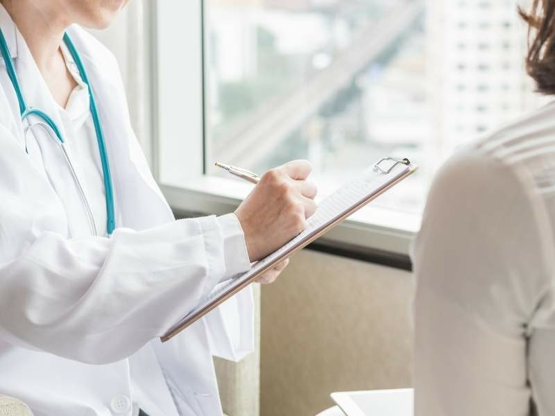 o oncologista é o profissional que diagnostica e trata todos os tipos de câncer