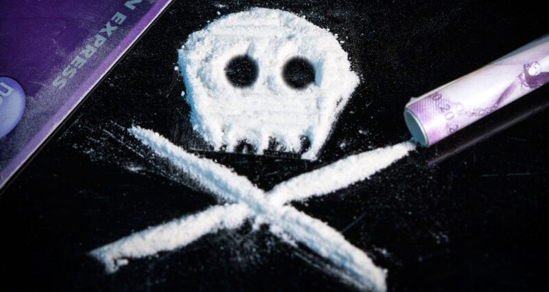 palpitações e dores no peito como sintoma de uso de drogas